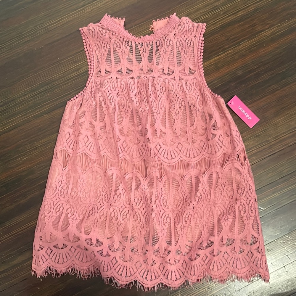 Womens sleeveless lace top